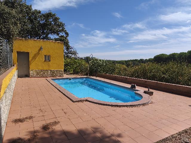 Imagen 5 Inmueble 299559 - Casa Rústica en venta en Andújar / Urbanización Navalgrillo junto a Restaurante Los Pinos