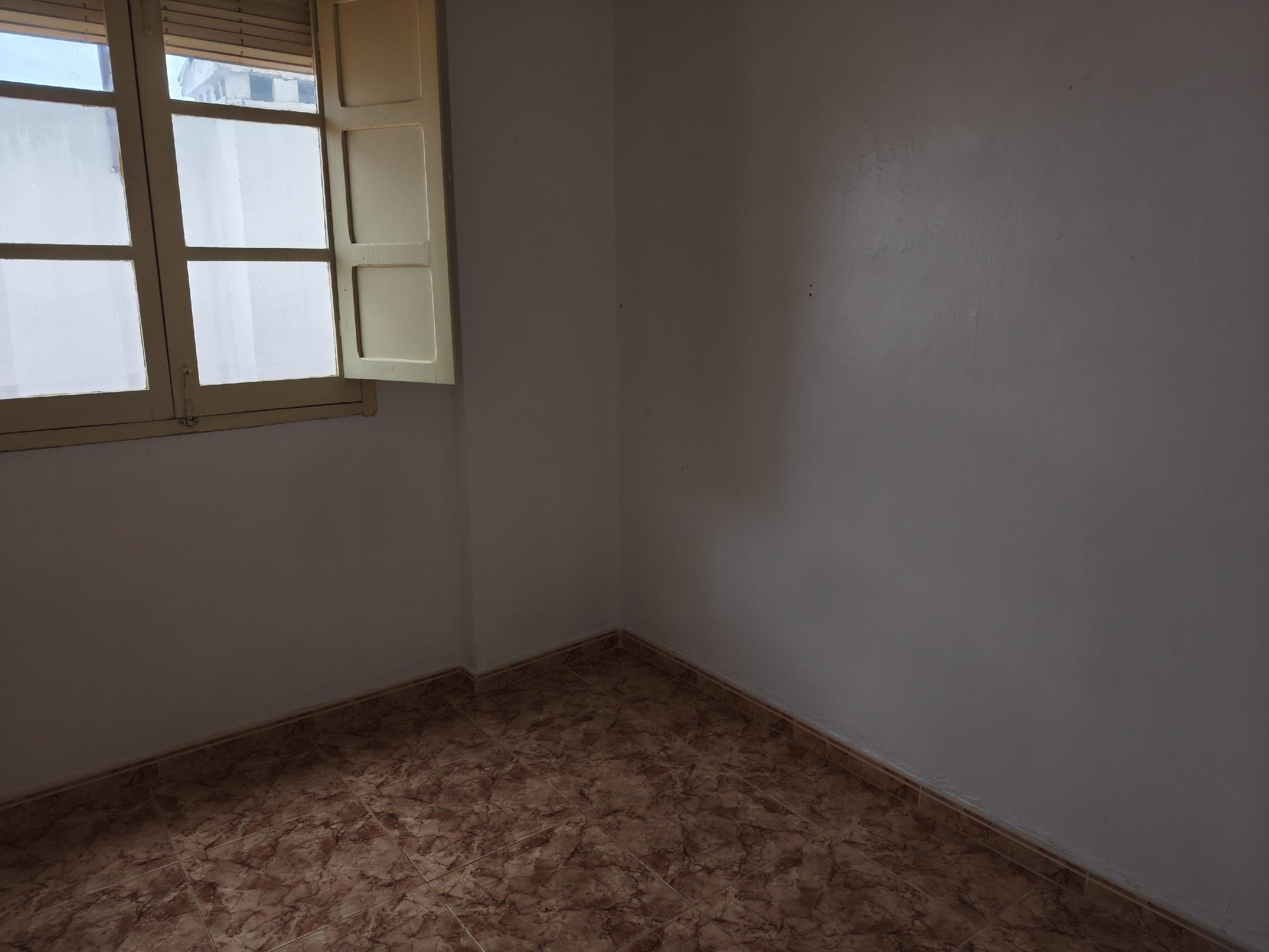 Imagen 8 Apartamento en venta en Andújar / A 50 metros del arco de Capuchinos