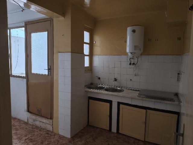 Imagen 2 Inmueble 299816 - Apartamento en venta en Andújar / A 50 metros del arco de Capuchinos