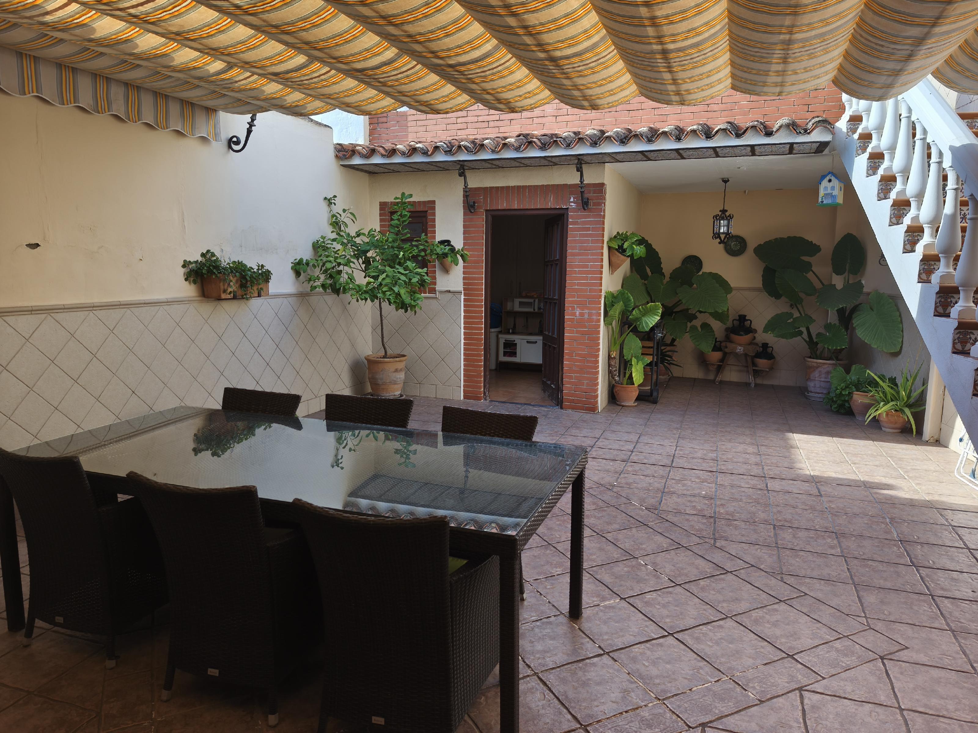 Imagen 15 Casa Adosada en venta en Andújar / Juan a la Iglesia de San Bartolomé