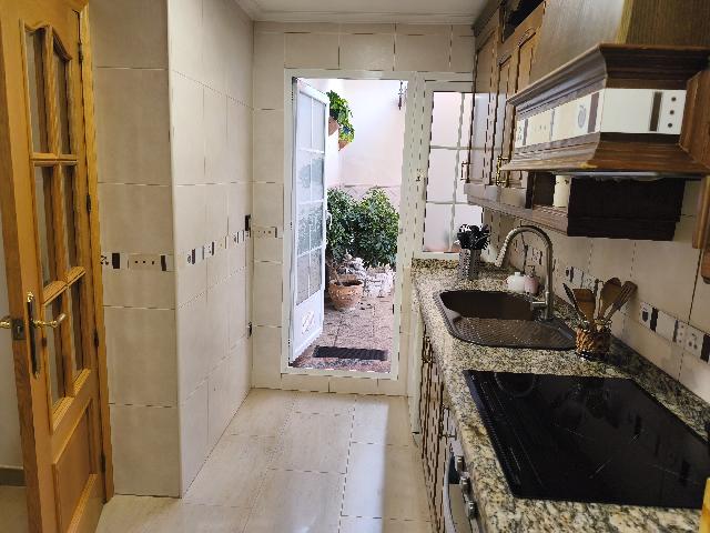 Imagen 13 Inmueble 299890 - Casa Adosada en venta en Andújar / Juan a la Iglesia de San Bartolomé