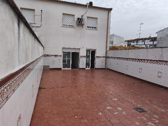 Imagen 1 Inmueble 302101 - Apartamento en venta en Andújar / Zona calle San Juan, a 5 minutos del centro