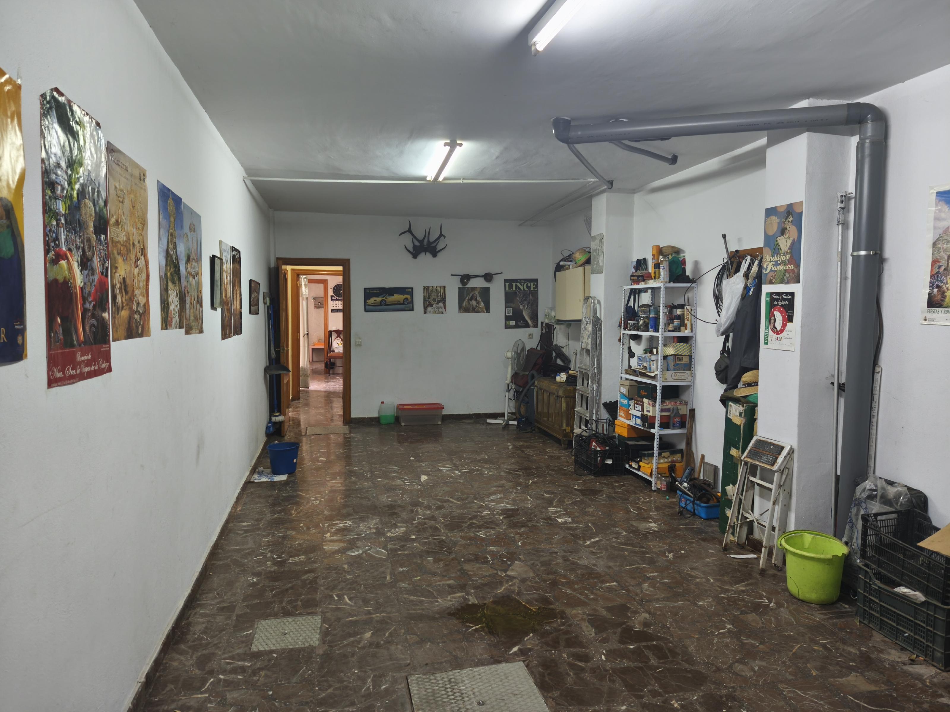 Imagen 17 Casa Pareada en venta en Andújar / Junto a la calle de El Pino, a 5 minutos del centro