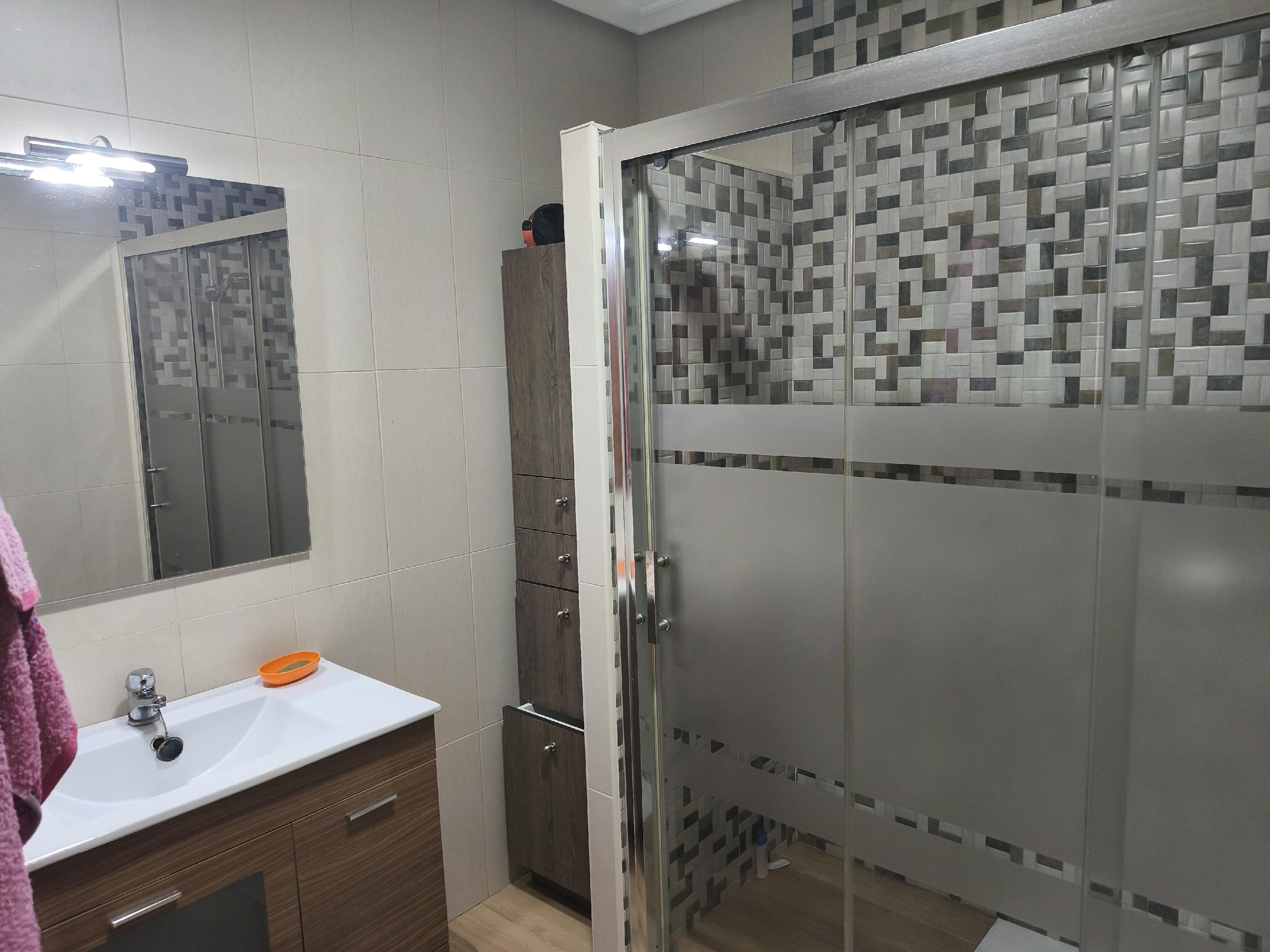 Imagen 11 Casa Pareada en venta en Andújar / Junto a la calle de El Pino, a 5 minutos del centro