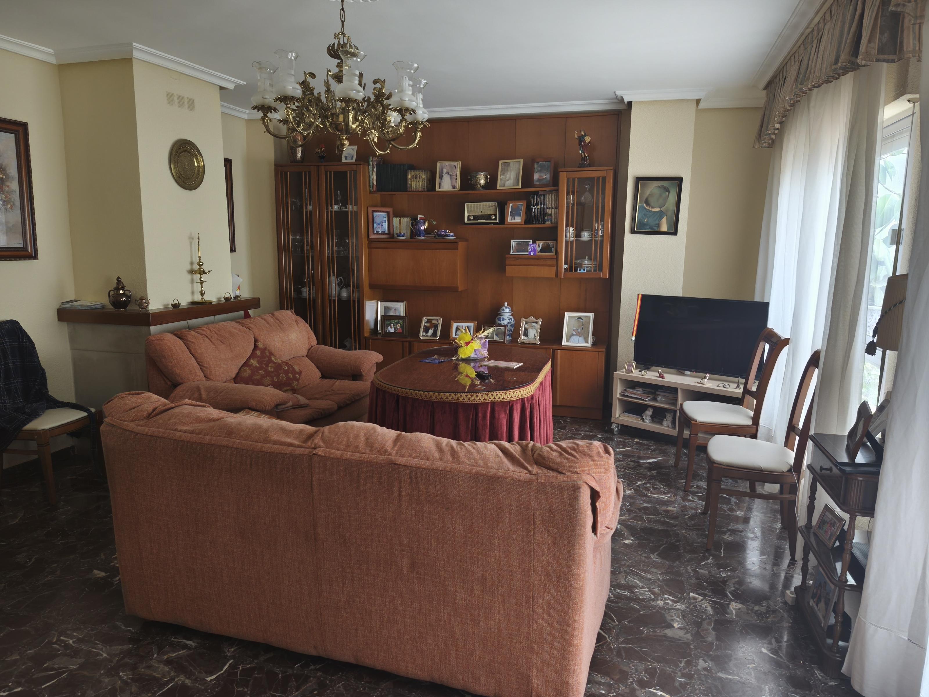 Imagen 3 Casa Pareada en venta en Andújar / Junto a la calle de El Pino, a 5 minutos del centro