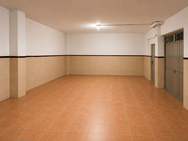 Imagen 1 Inmueble 304702 - Parking Coche en venta en Andújar / Zona escuela municipal de música Maestro Vera Mefre