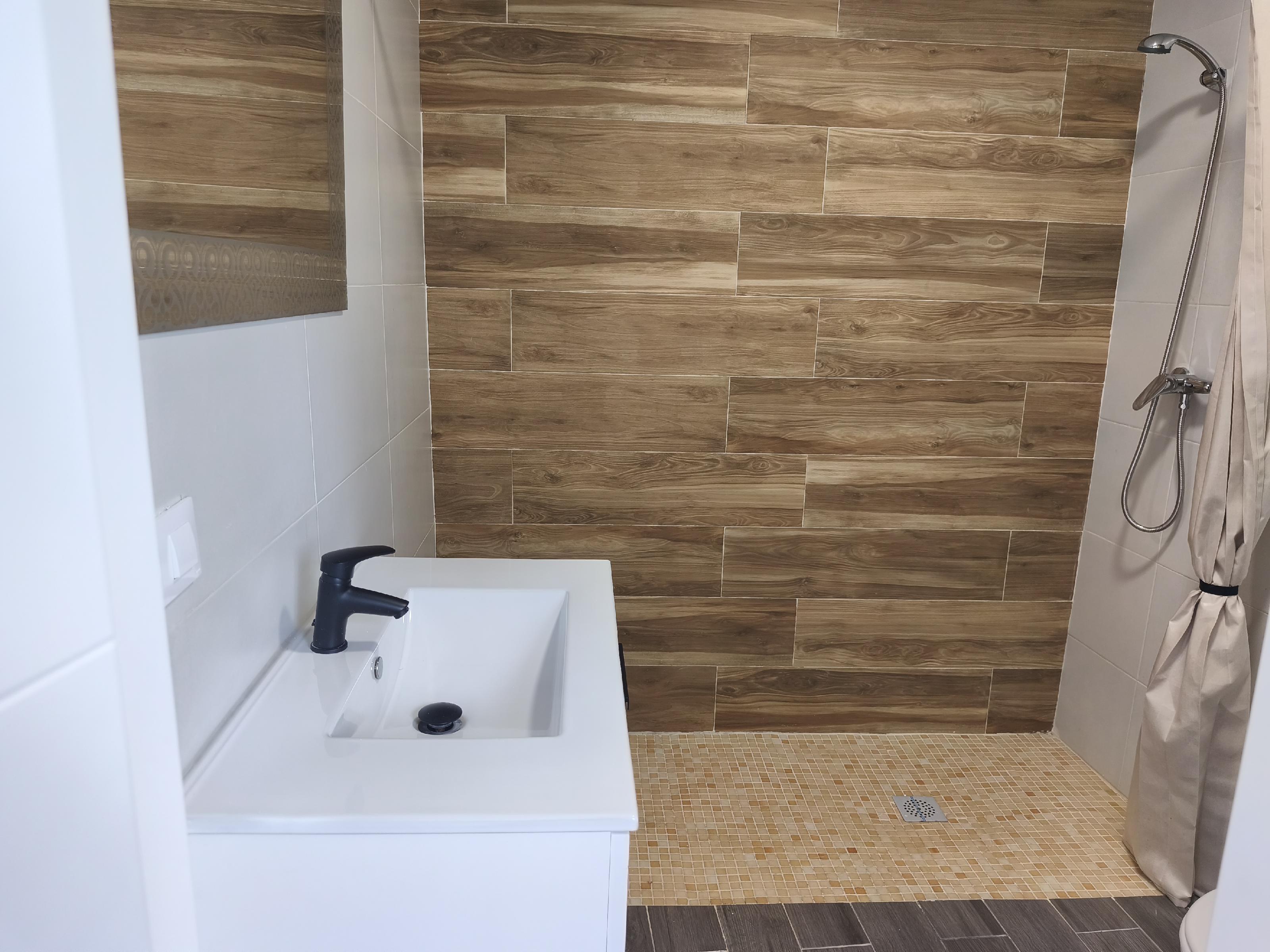 Imagen 12 Casa Adosada en venta en Andújar / Junto al parque de las Vistillas 