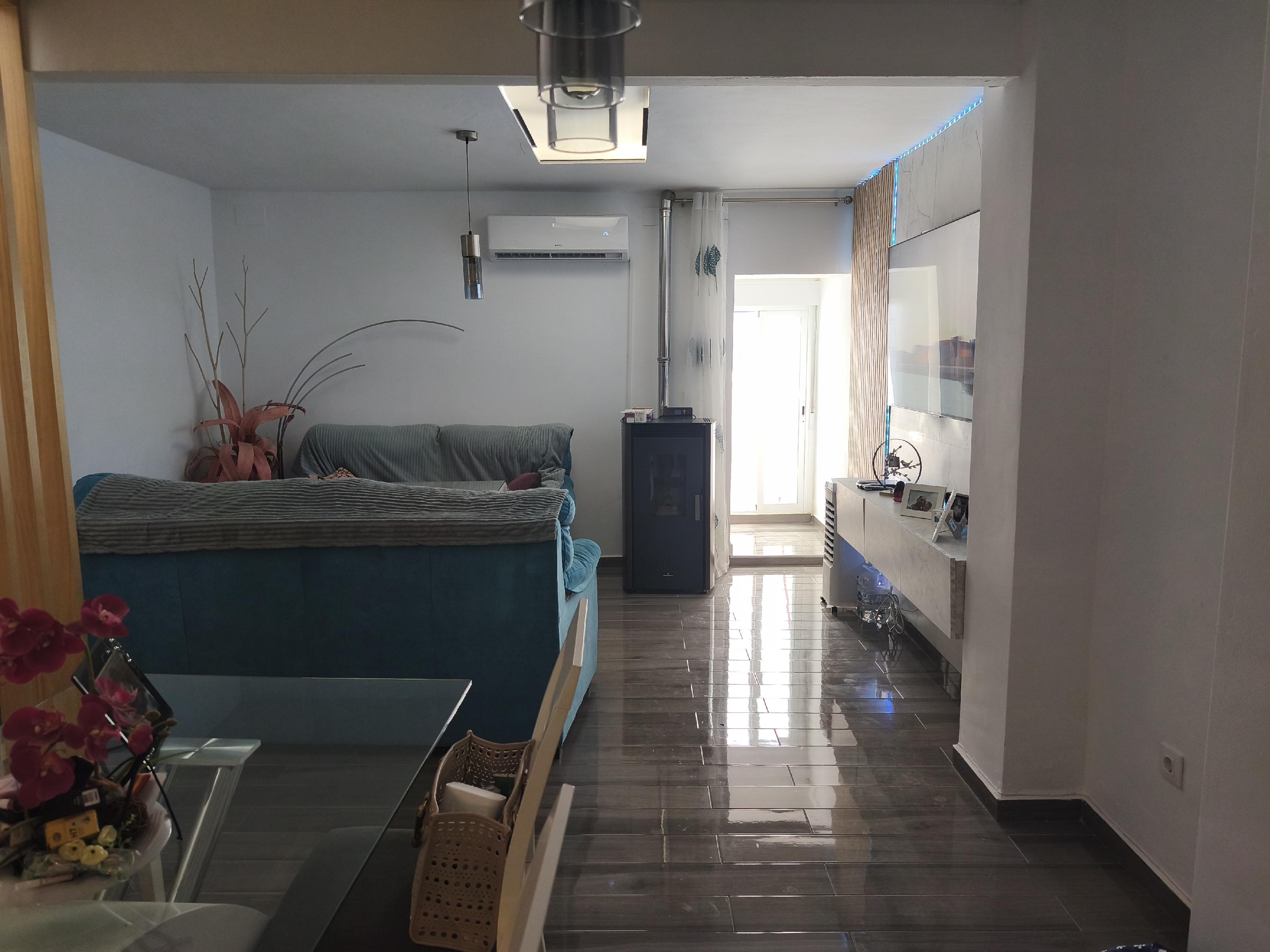 Imagen 1 Casa Adosada en venta en Andújar / Junto al parque de las Vistillas 
