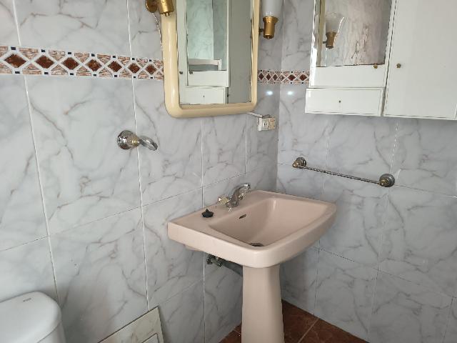 Imagen 4 Inmueble 305005 - Casa Adosada en venta en Andújar / A 50 metros del Cuadro de la Virgen