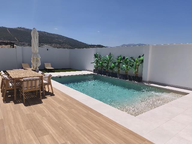 Imagen 1 Inmueble 305096 - Casa Pareada en venta en Guardia De Jaén (La) / Ubicado en La Guardia, a tan solo 5 minuto...