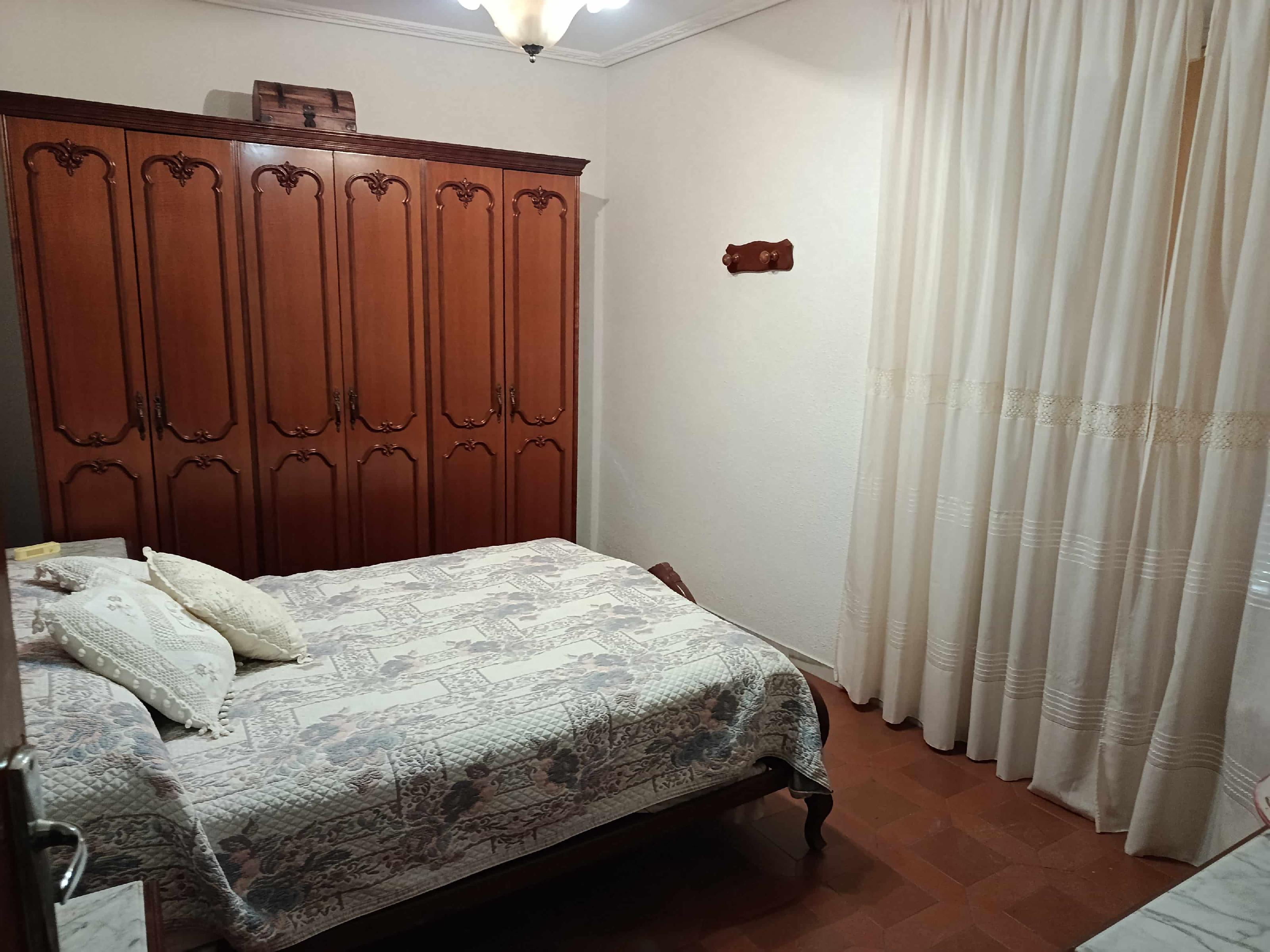 Imagen 8 Casa Adosada en venta en Andújar / A 50 metros del Cuadro de la Virgen