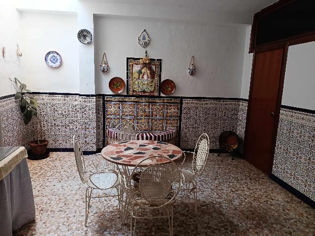 Imagen 3 Inmueble 306252 - Casa Adosada en venta en Andújar / A 50 metros del Cuadro de la Virgen