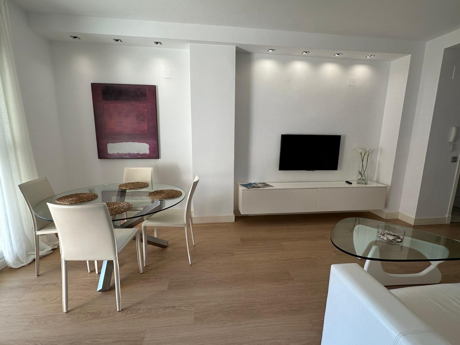 Imagen 6 Apto. Playa en venta en Rota / Ubicado a primera línea de mar junto Hotel PlayaBallena