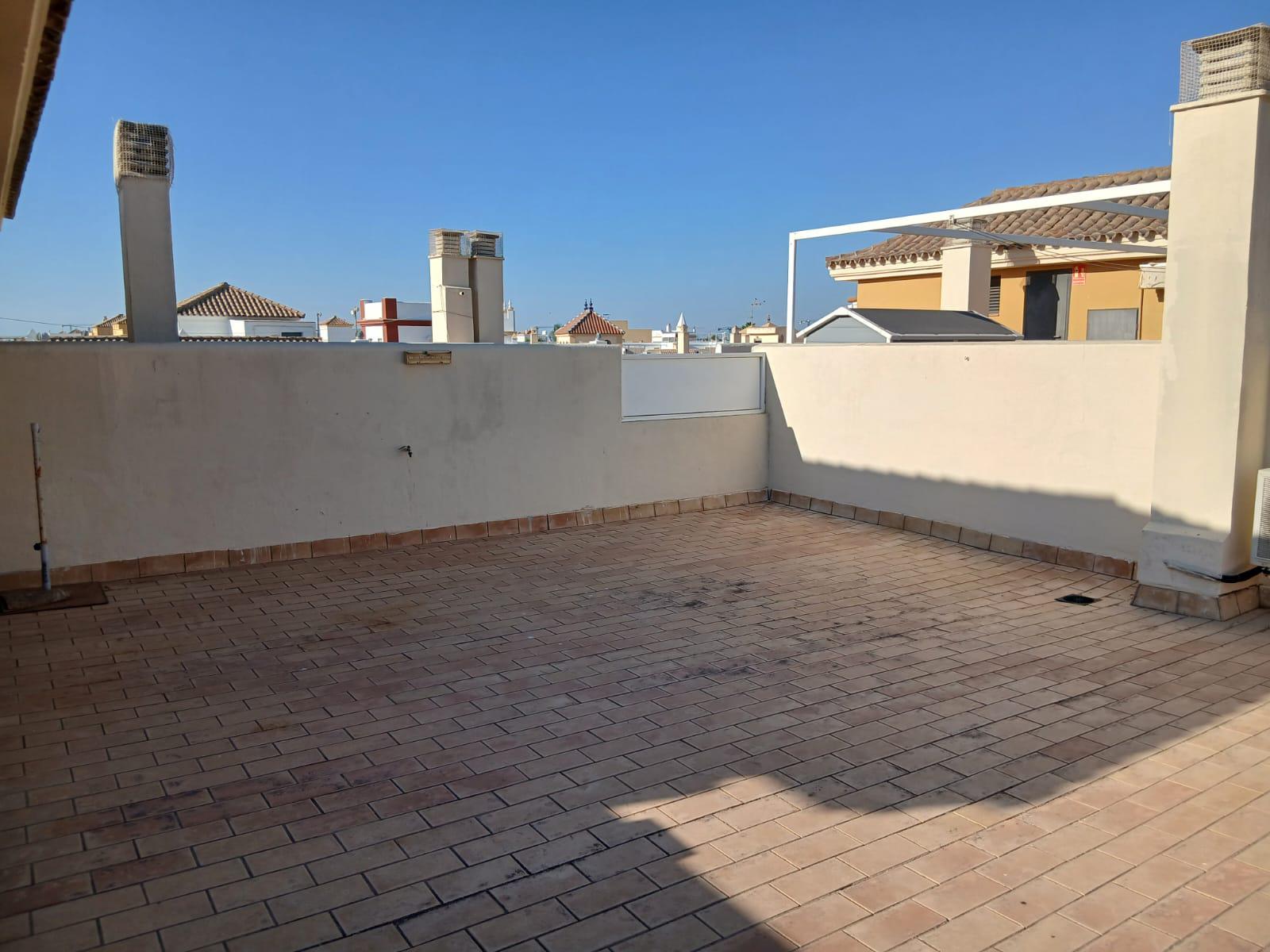 Imagen 10 Apto. Playa en venta en Rota / Ubicado a primera línea de mar junto Hotel PlayaBallena