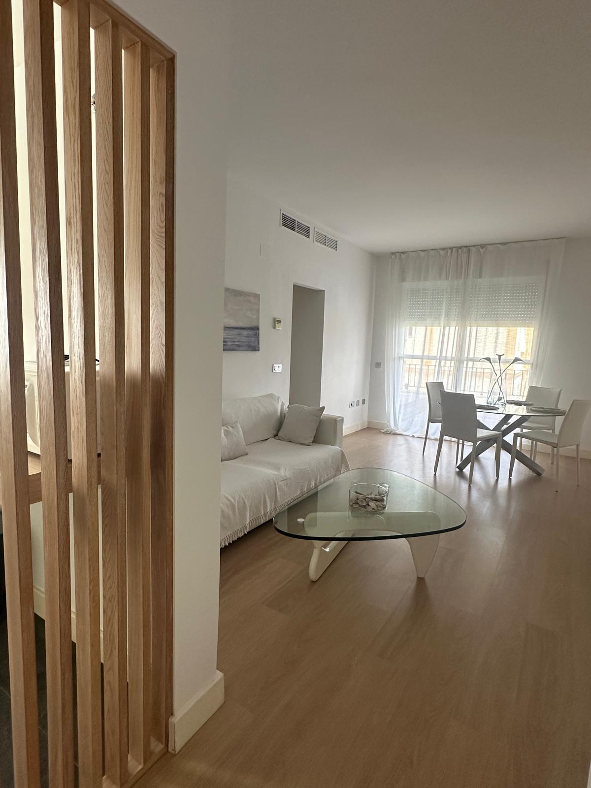 Imagen 15 Apto. Playa en venta en Rota / Ubicado a primera línea de mar junto Hotel PlayaBallena