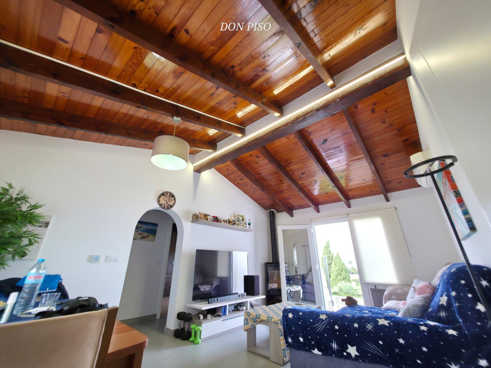 Imagen 3 Casa Adosada en venta en Dénia / En el Montgó a un minuto en coche de hospital Pedrera