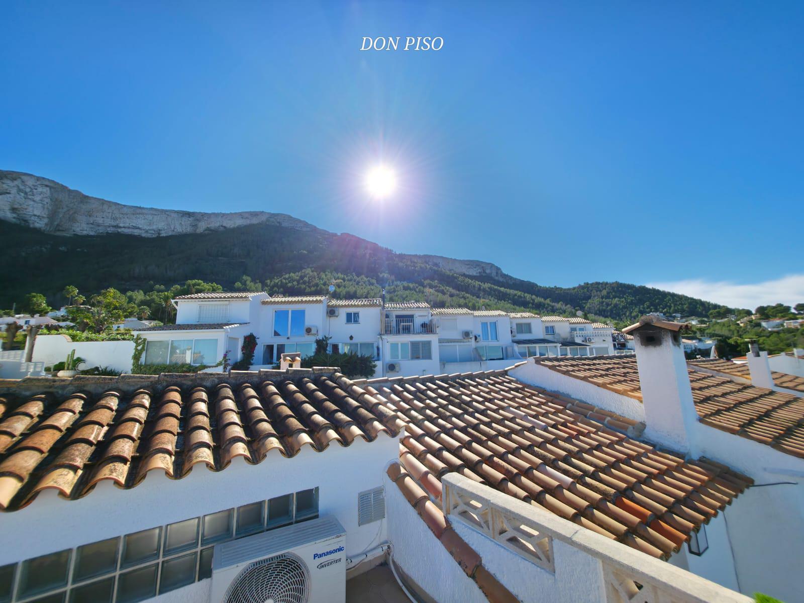Imagen 18 Casa Adosada en venta en Dénia / En el Montgó a un minuto en coche de hospital Pedrera