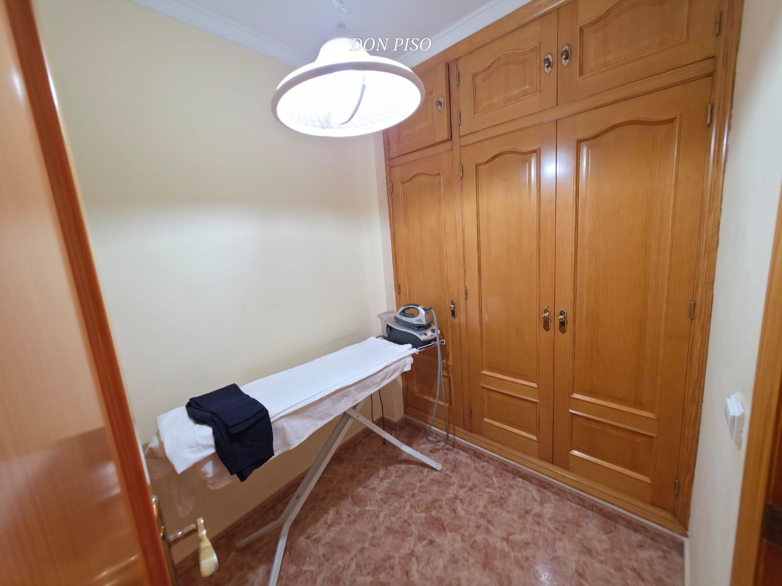 Imagen 19 Casa Adosada en venta en Ondara / Cerca del carrer major en casco antiguo.