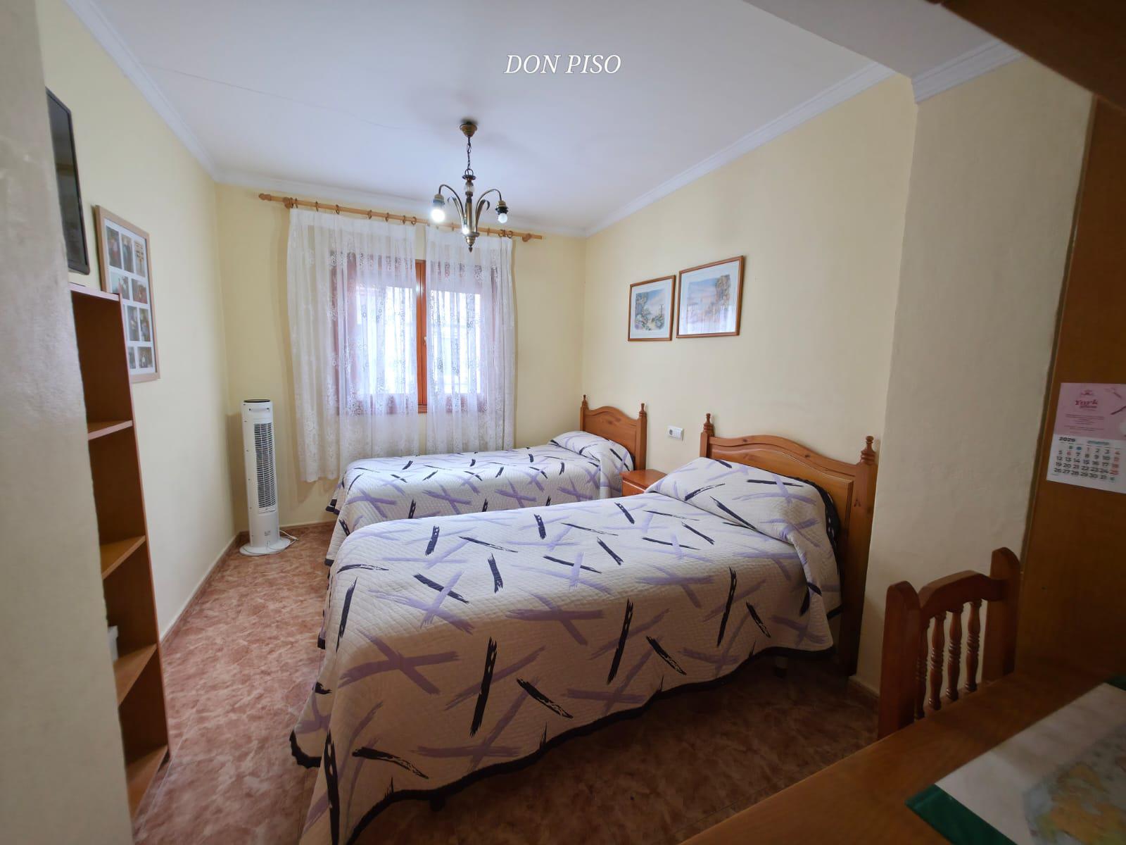 Imagen 17 Casa Adosada en venta en Ondara / Cerca del carrer major en casco antiguo.