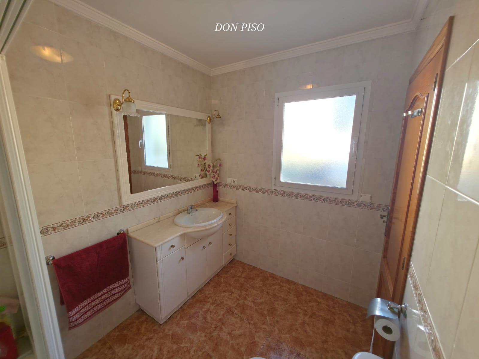 Imagen 13 Casa Adosada en venta en Ondara / Cerca del carrer major en casco antiguo.