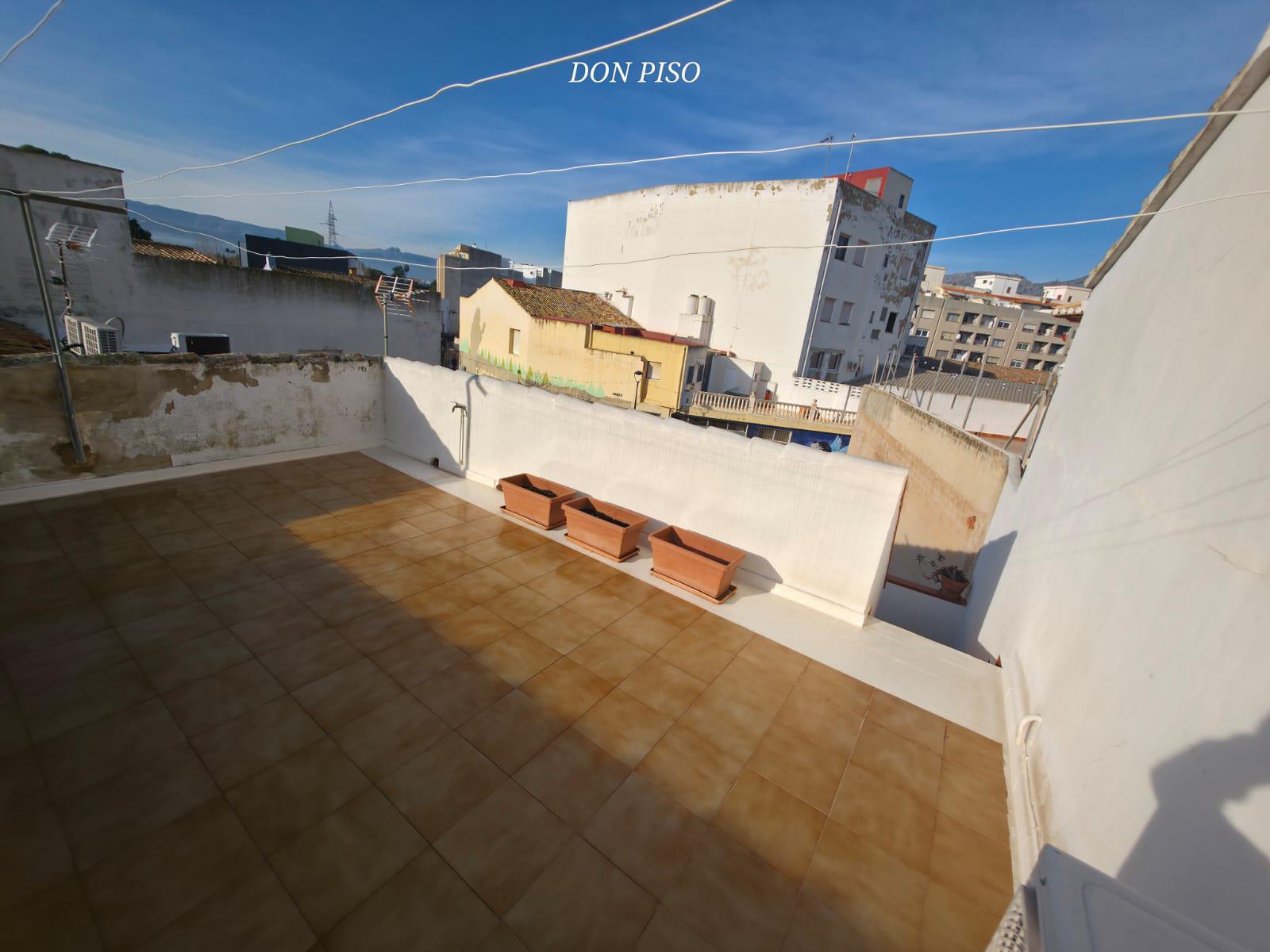 Imagen 21 Casa Adosada en venta en Ondara / Cerca del carrer major en casco antiguo.