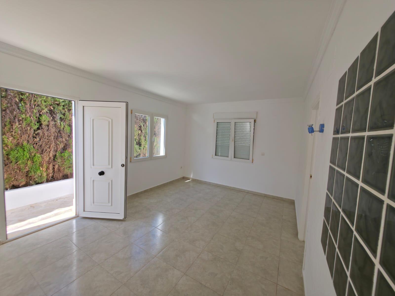 Imagen 3 Casa Adosada en venta en Dénia / Cerca del club de tenis de Dénia.