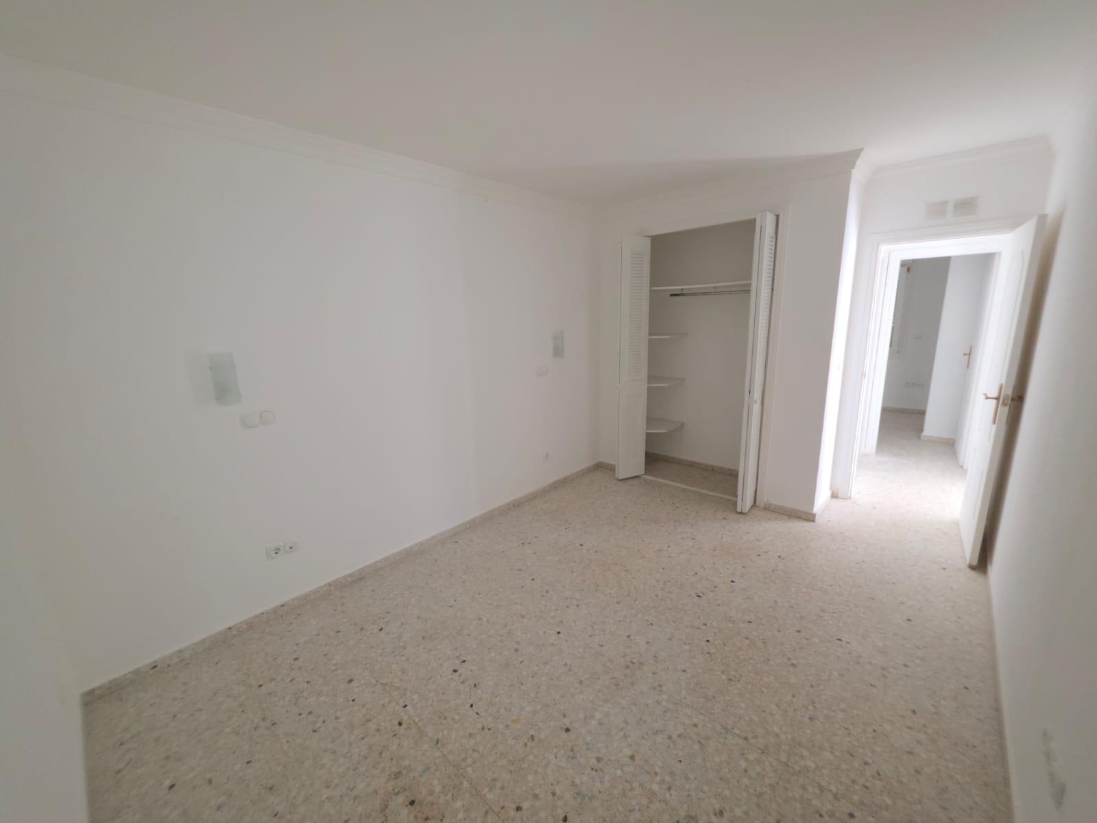 Imagen 10 Casa Adosada en venta en Dénia / Cerca del club de tenis de Dénia.