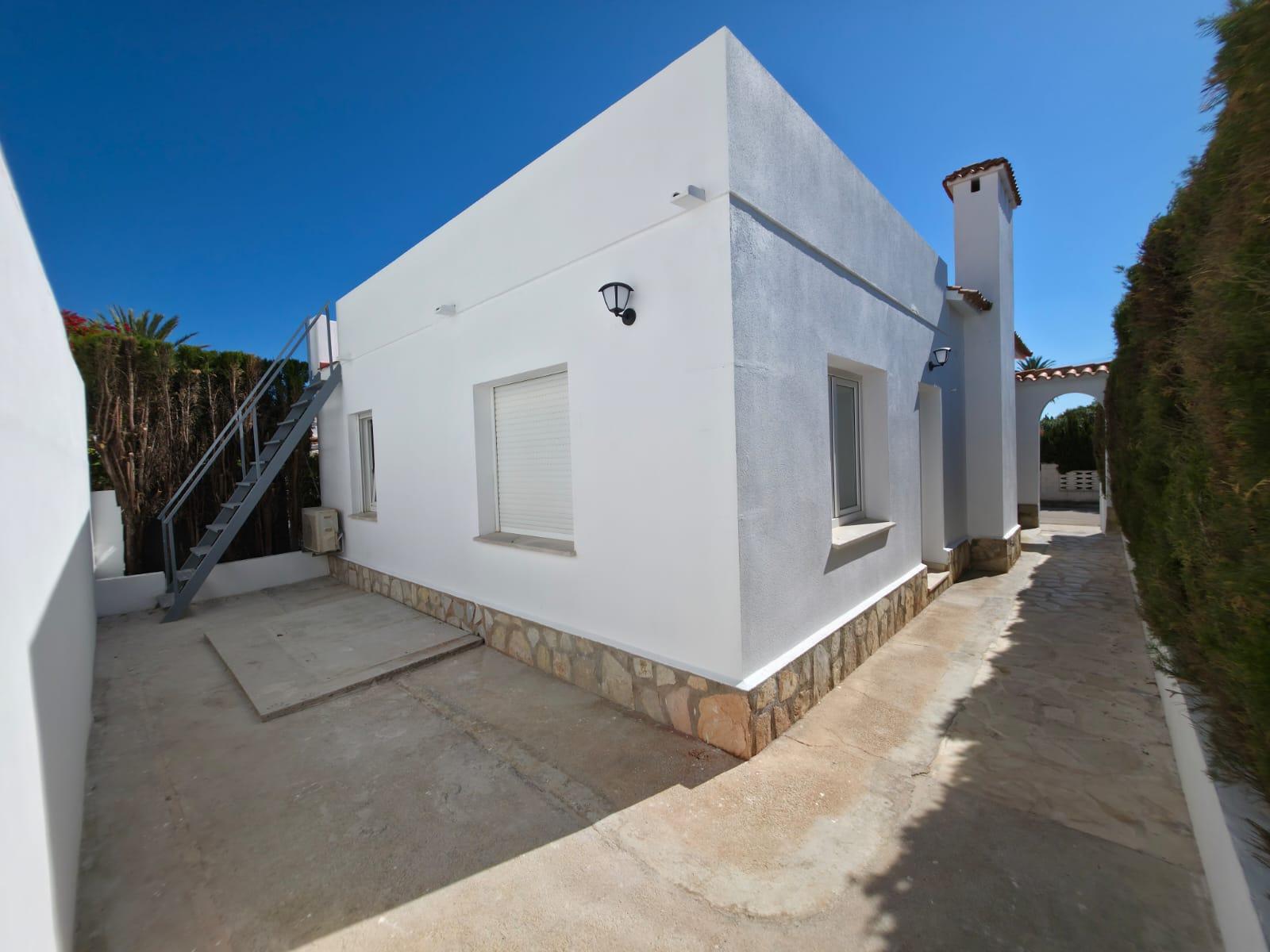 Imagen 13 Casa Adosada en venta en Dénia / Cerca del club de tenis de Dénia.