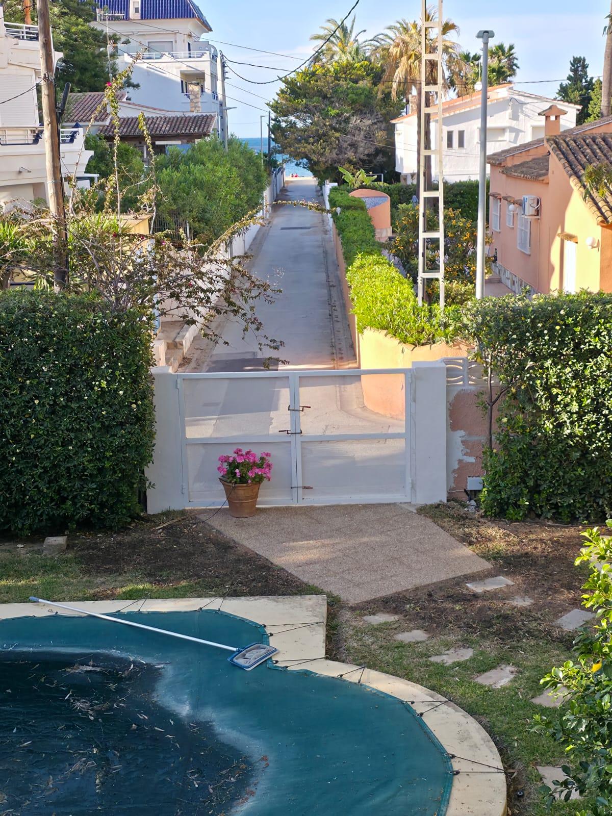 Imagen 37 Casa en venta en Dénia / Cerca del restaurante Cova del Mero.