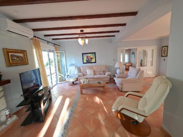 Imagen 3 Inmueble 302427 - Casa en venta en Dénia / Cerca del restaurante Cova del Mero.