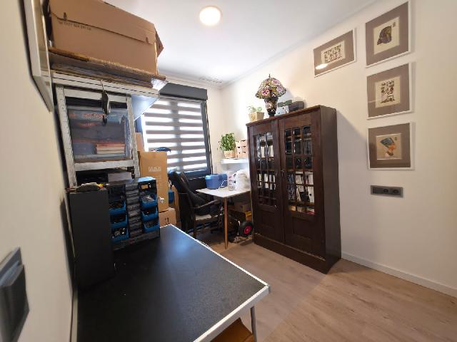 Imagen 15 Inmueble 302456 - Casa Pareada en venta en Verger (El) / Cerca del centro comercial La Segaría.