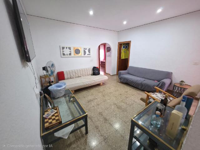 Imagen 2 Inmueble 303783 - Casa Adosada en venta en Ondara / Cerca del centro comercial Portal de La Marina.