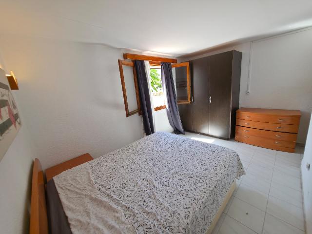 Imagen 15 Inmueble 305089 - Casa Adosada en venta en Dénia / Cerca de la playa marineta casiana.