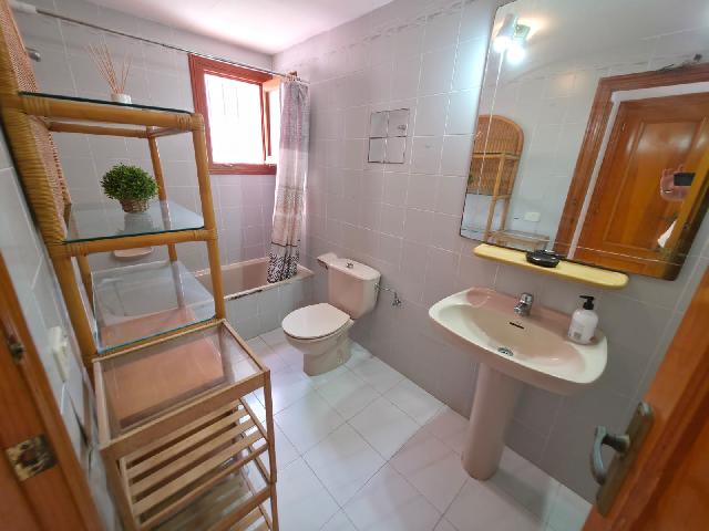 Imagen 12 Inmueble 305089 - Casa Adosada en venta en Dénia / Cerca de la playa marineta casiana.