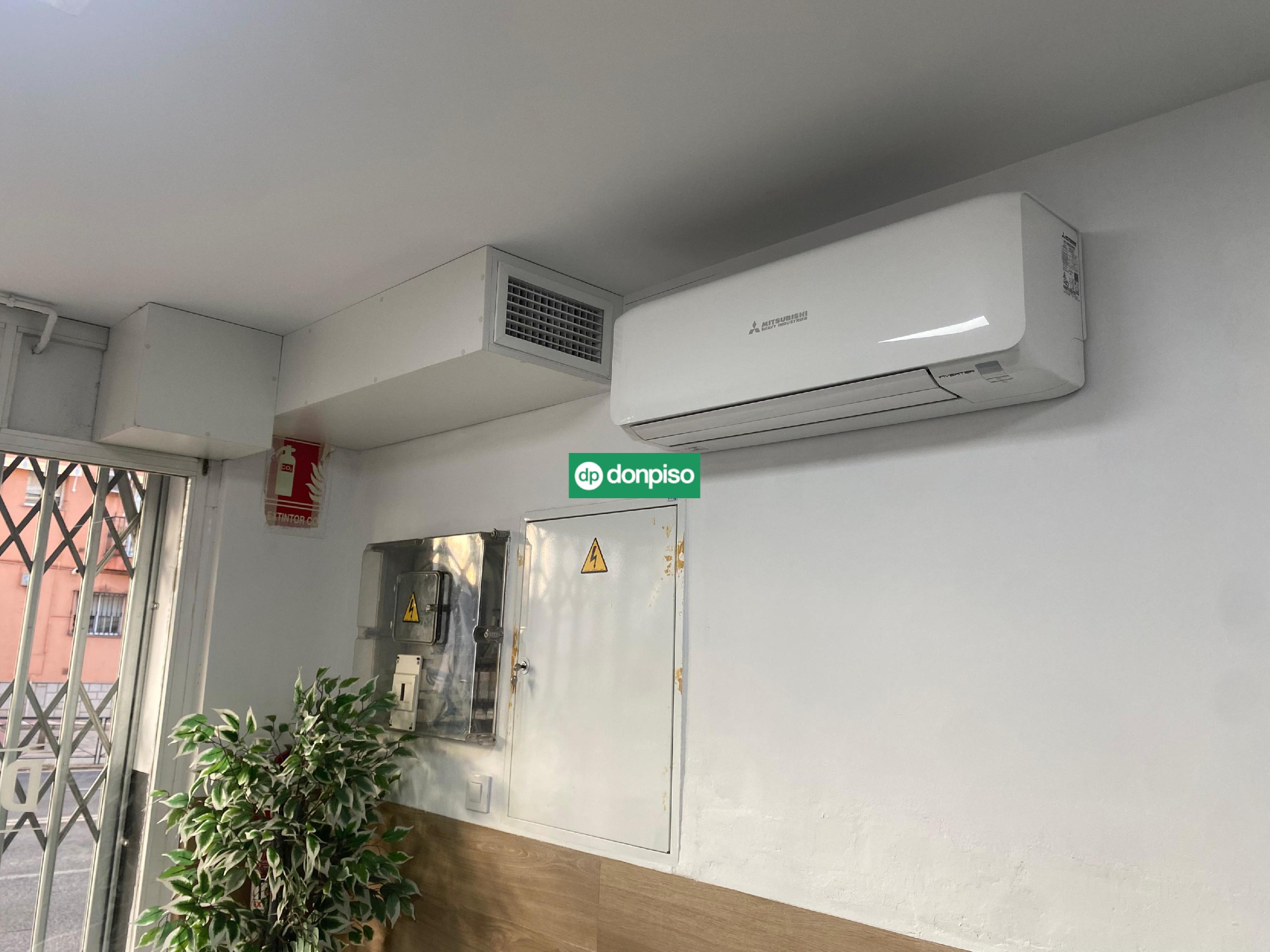 Imagen 9 Local Comercial en venta en Cáceres / Cerca de la Plaza de toros