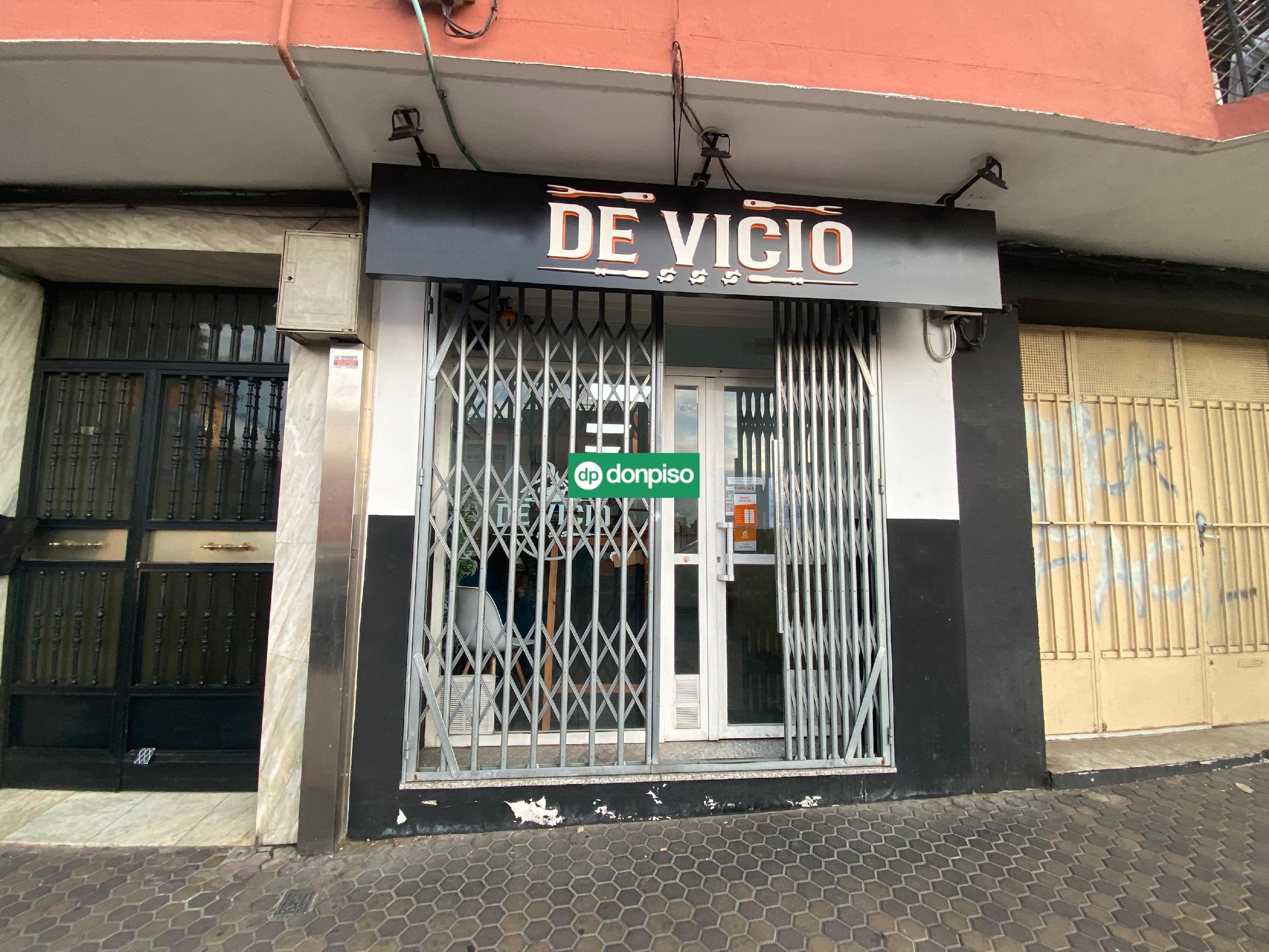 Imagen 2 Local Comercial en venta en Cáceres / Cerca de la Plaza de toros