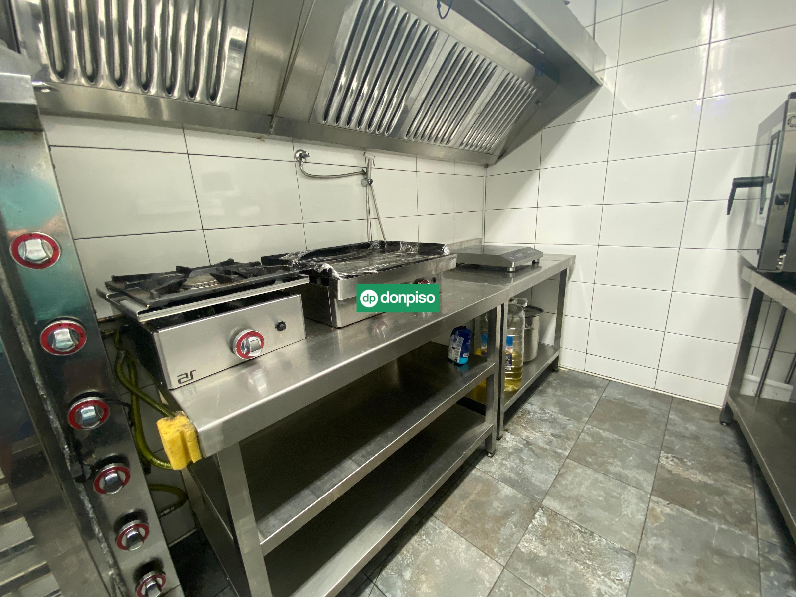 Imagen 13 Local Comercial en venta en Cáceres / Cerca de la Plaza de toros