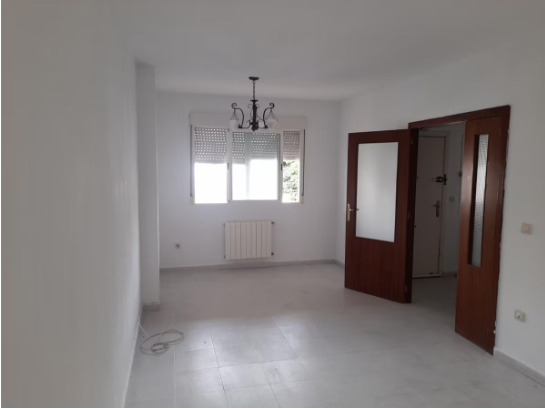 Imagen 2 Casa Adosada en venta en Cáceres / Carretera Badajoz