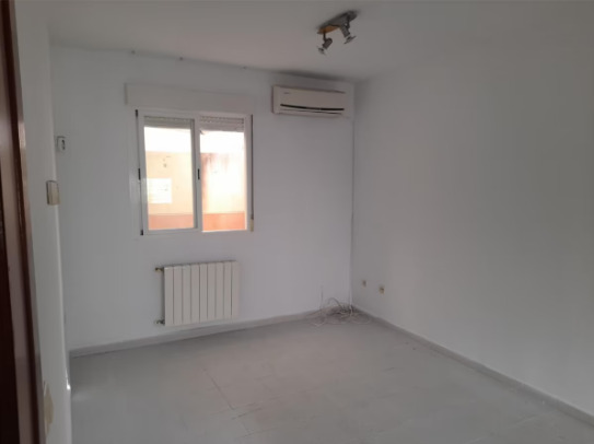 Imagen 12 Inmueble 299343 - Casa Adosada en venta en Cáceres / Carretera Badajoz