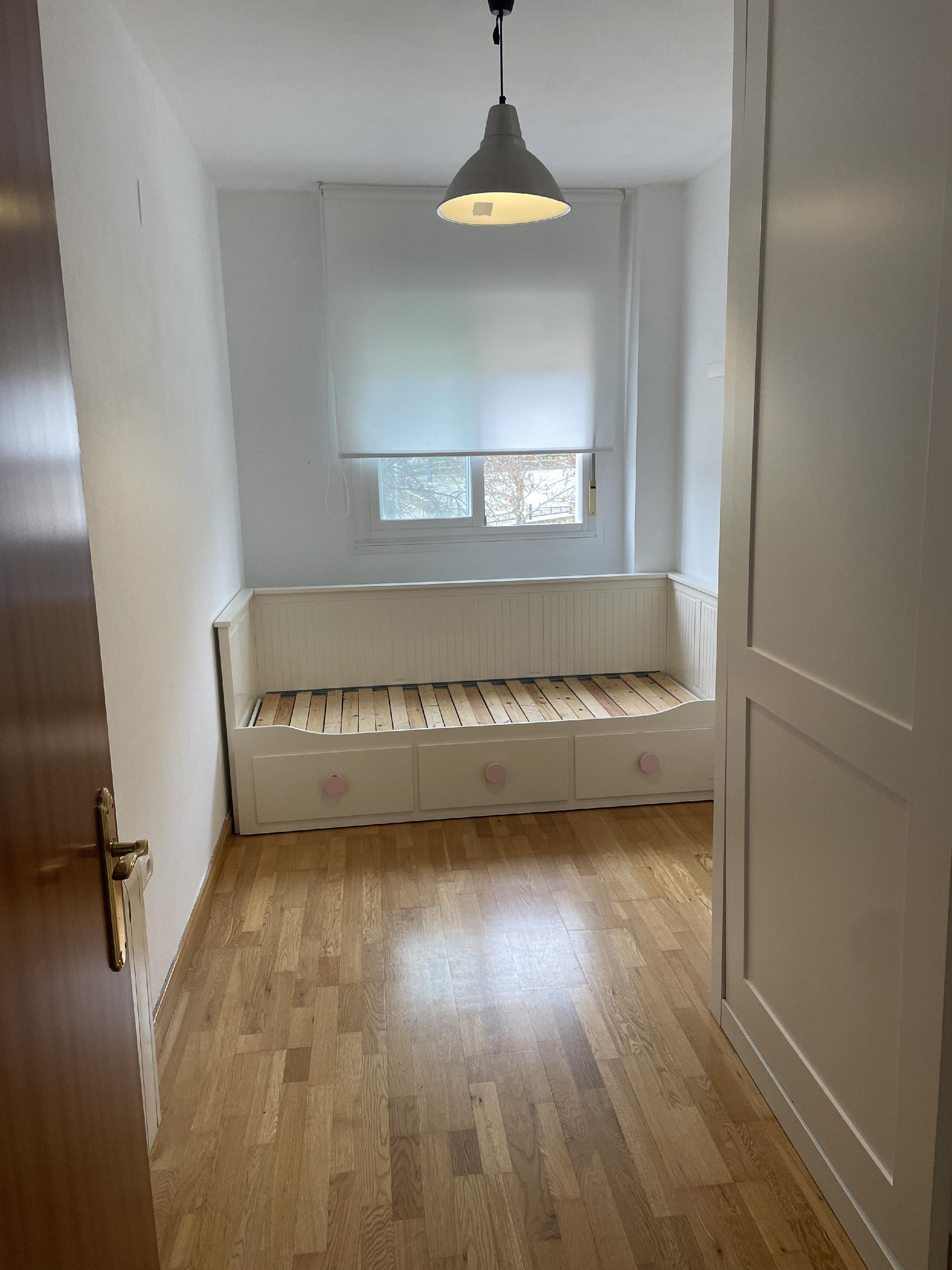 Imagen 19 Apartamento en alquiler en Cáceres / Avenida de San Blas