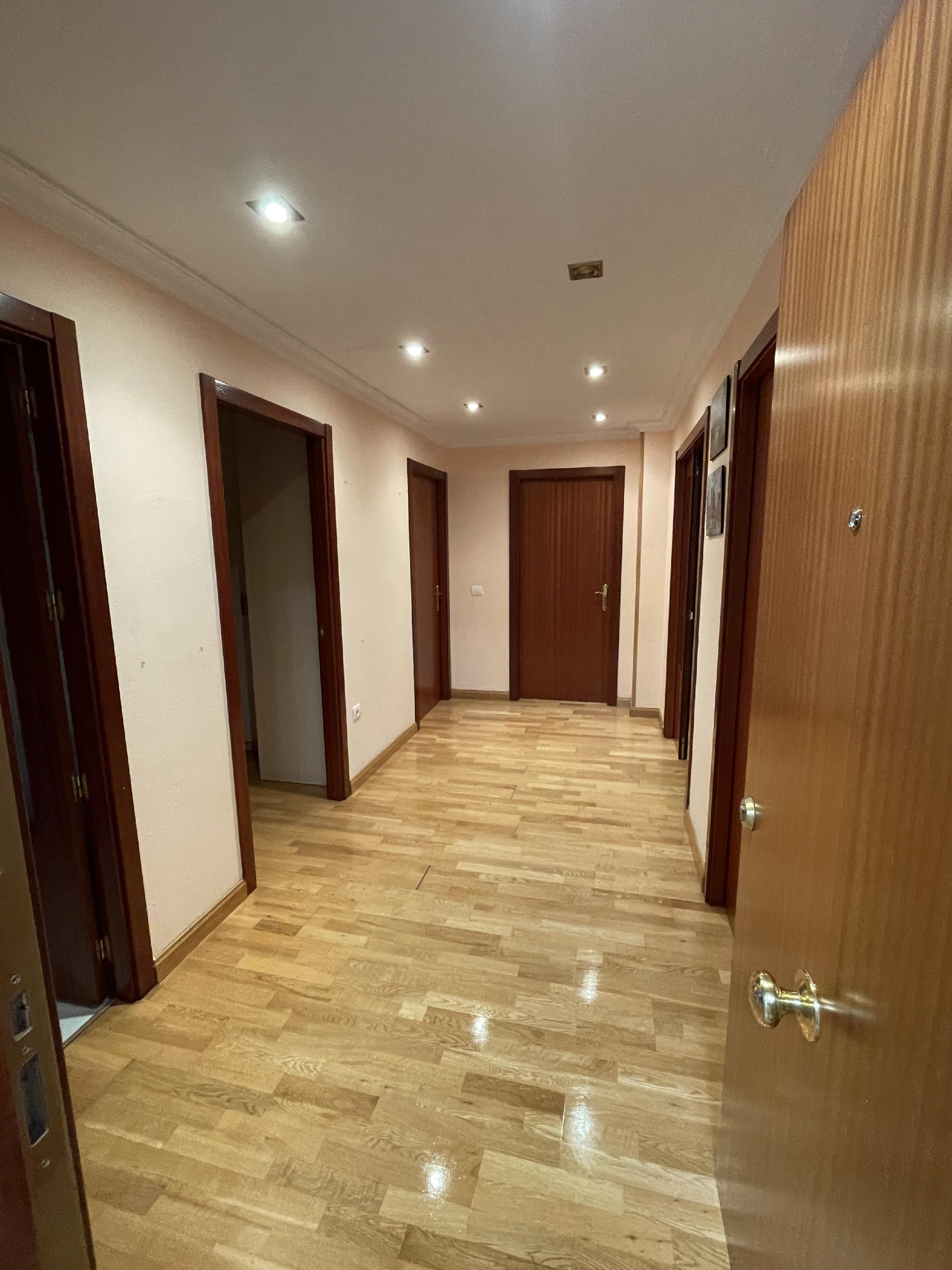 Imagen 3 Apartamento en alquiler en Cáceres / Avenida de San Blas