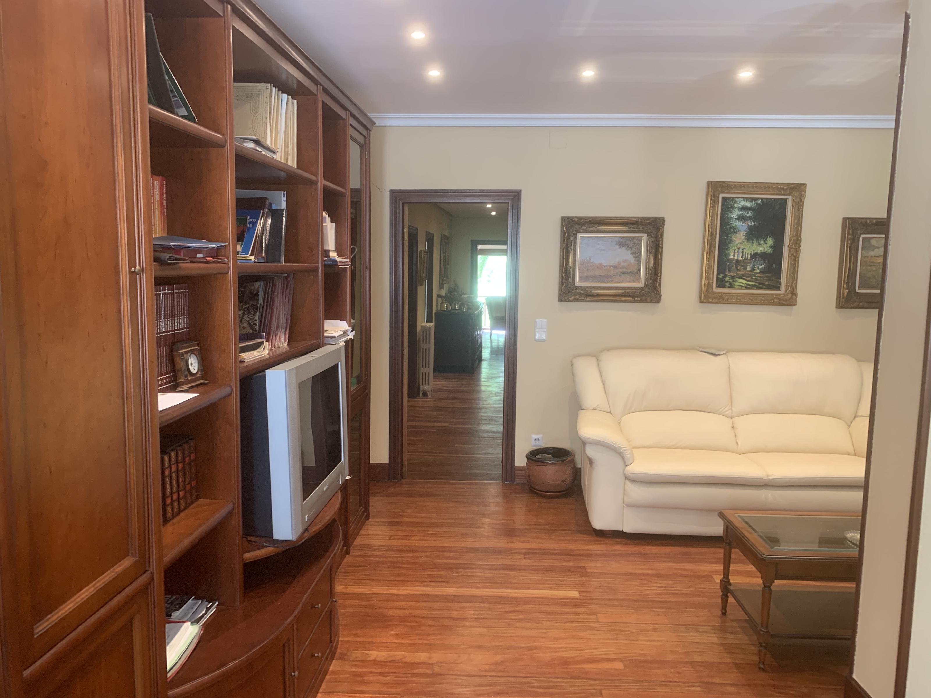 Imagen 5 Piso en venta en Alegia / Piso amplio en el centro de Aleggi