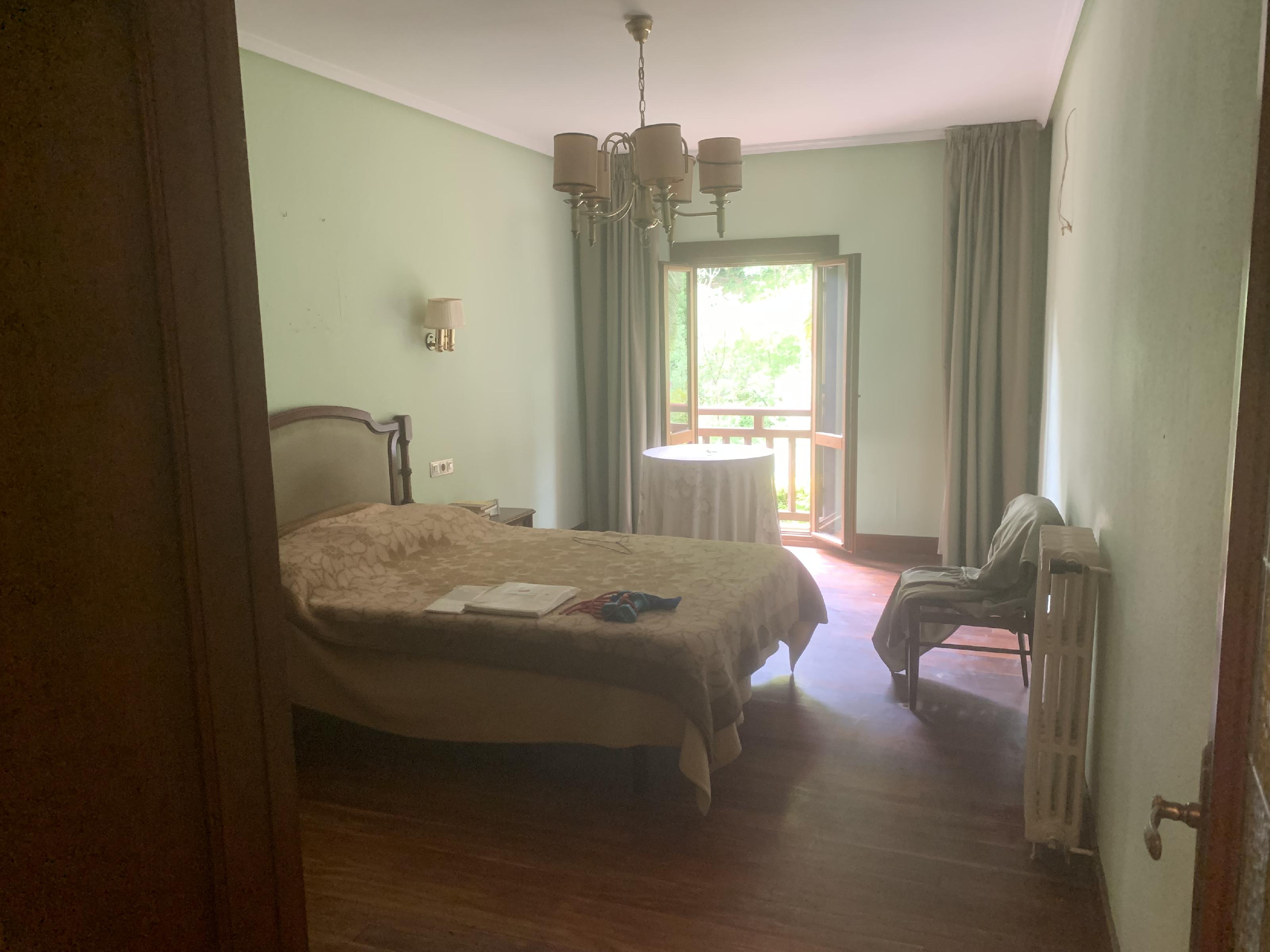 Imagen 10 Piso en venta en Alegia / Piso amplio en el centro de Aleggi