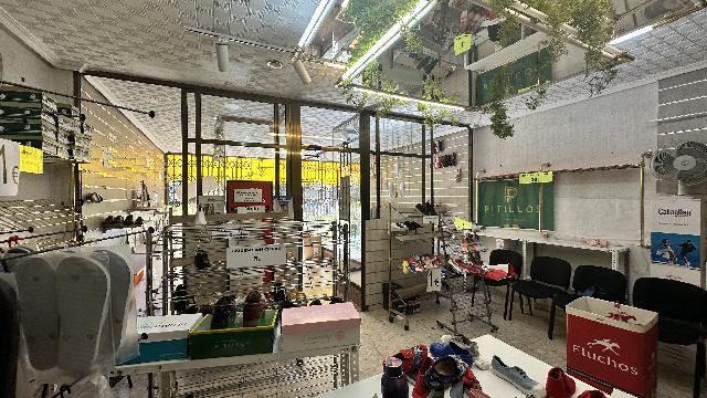 Imagen 8 Inmueble 297323 - Local Comercial en alquiler en Villaviciosa De Odón / Local en plena zona comercial en cal...