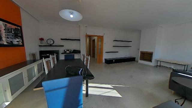 Imagen 3 Inmueble 298402 - Casa Adosada en alquiler en Villaviciosa De Odón / Chalet  de 7 hab. a  5 min parada de au...