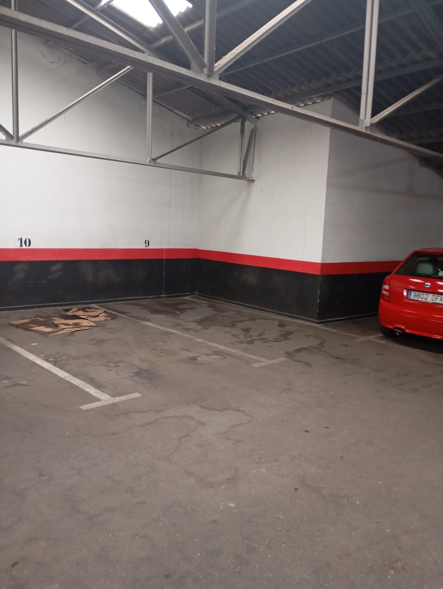 Imagen 4 Parking Coche en venta en Villaviciosa De Odón / Plaza centrica para turismo mediano o moto