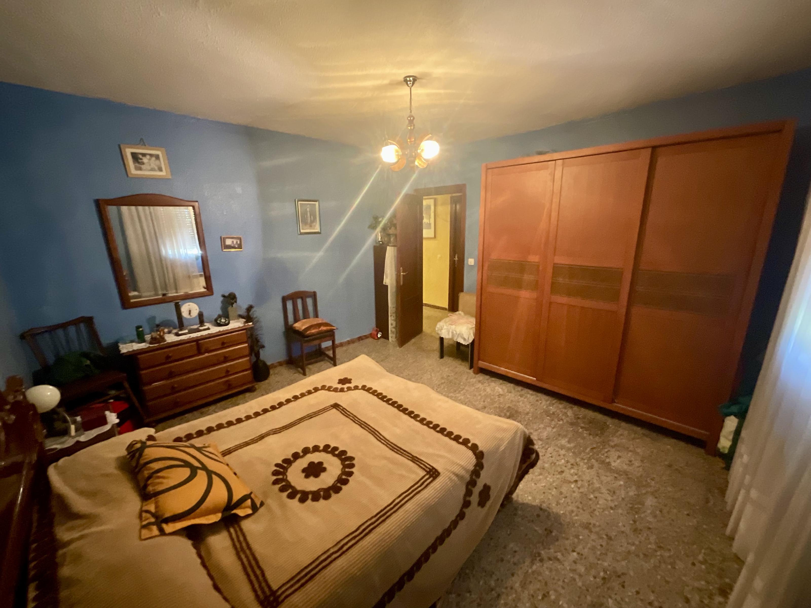 Imagen 13 Casa Aislada en venta en Escalona / Chalet aislado en venta con gran parcela con vistas