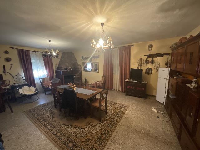 Imagen 8 Inmueble 299460 - Casa Aislada en venta en Escalona / Chalet aislado en venta con gran parcela con vistas