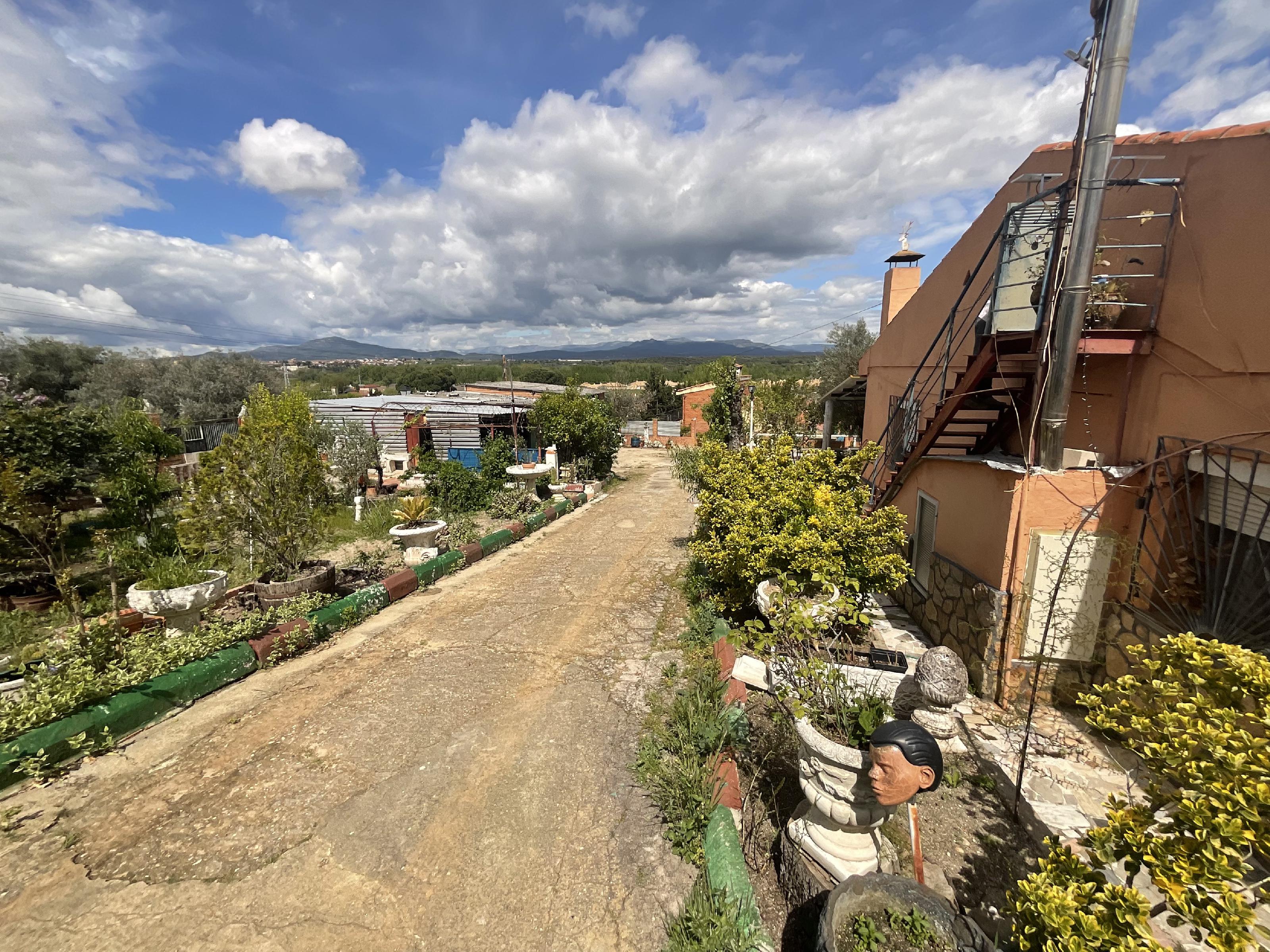 Imagen 30 Casa Aislada en venta en Escalona / Chalet aislado en venta con gran parcela con vistas