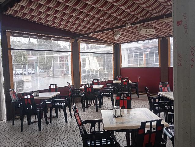 Imagen 1 Inmueble 300617 - Local Comercial en venta en Villaviciosa De Odón / Restaurante ubicado en el bosque con cartera
